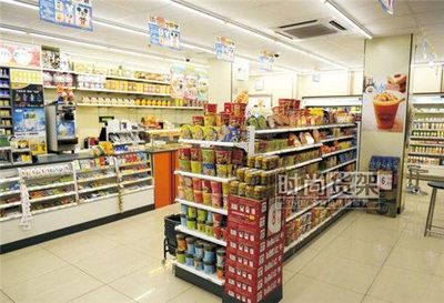 便利店設(shè)計(jì)(二):食品陳列有哪些形式?3大要點(diǎn)打造誘人食品區(qū)